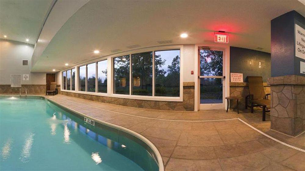 Holiday Inn Express Hotel & Suites Bedford By Ihg Ngoại thất bức ảnh