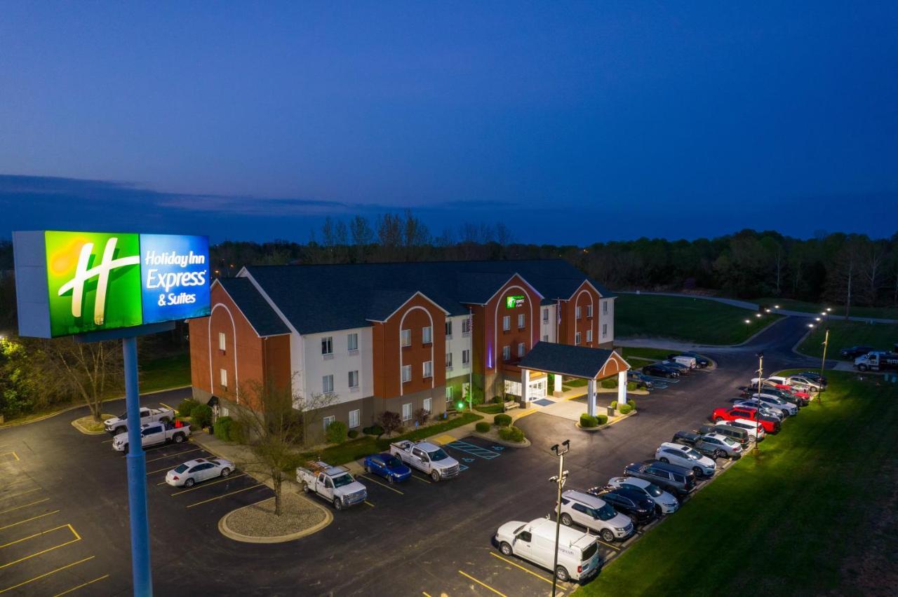 Holiday Inn Express Hotel & Suites Bedford By Ihg Ngoại thất bức ảnh