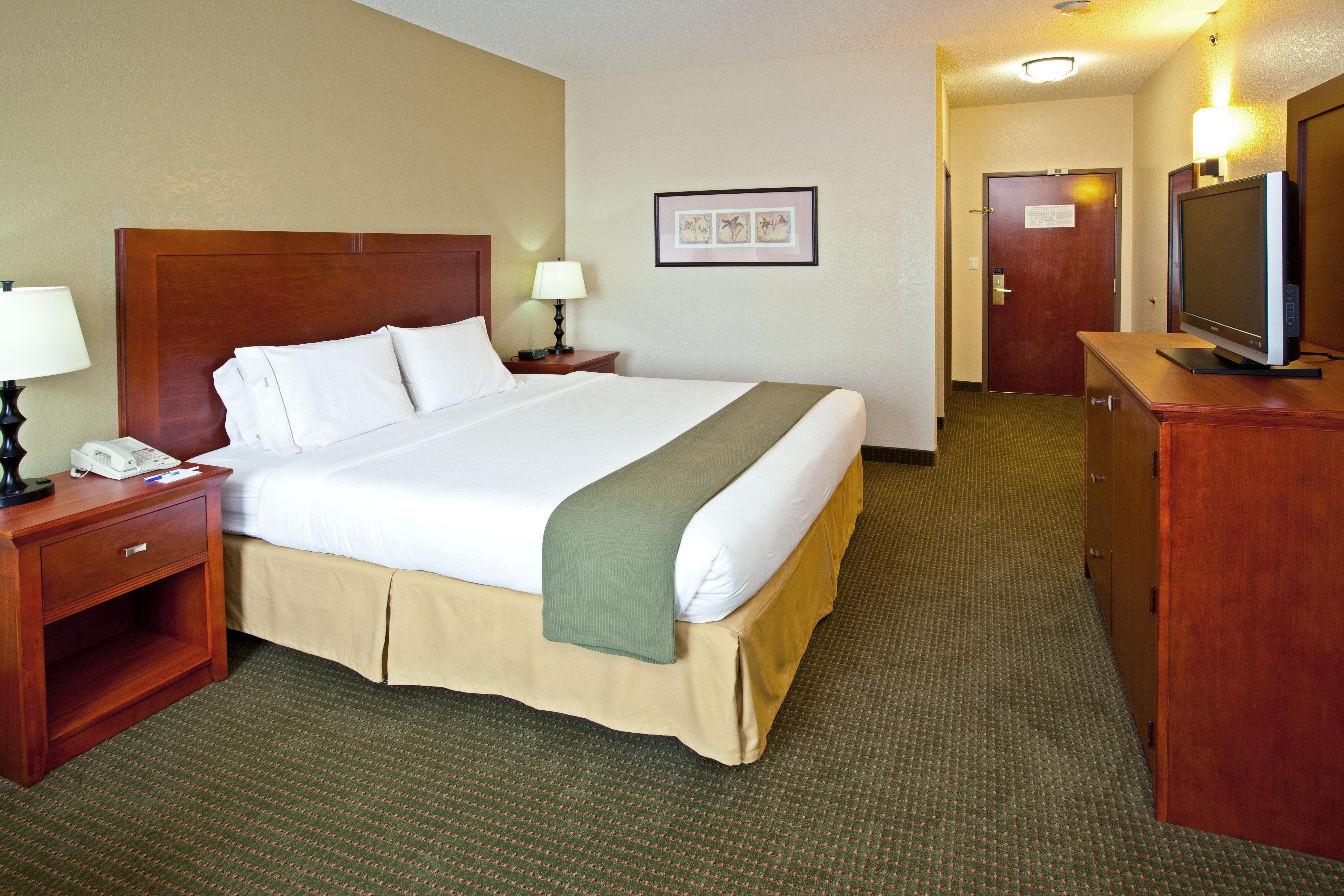 Holiday Inn Express Hotel & Suites Bedford By Ihg Ngoại thất bức ảnh