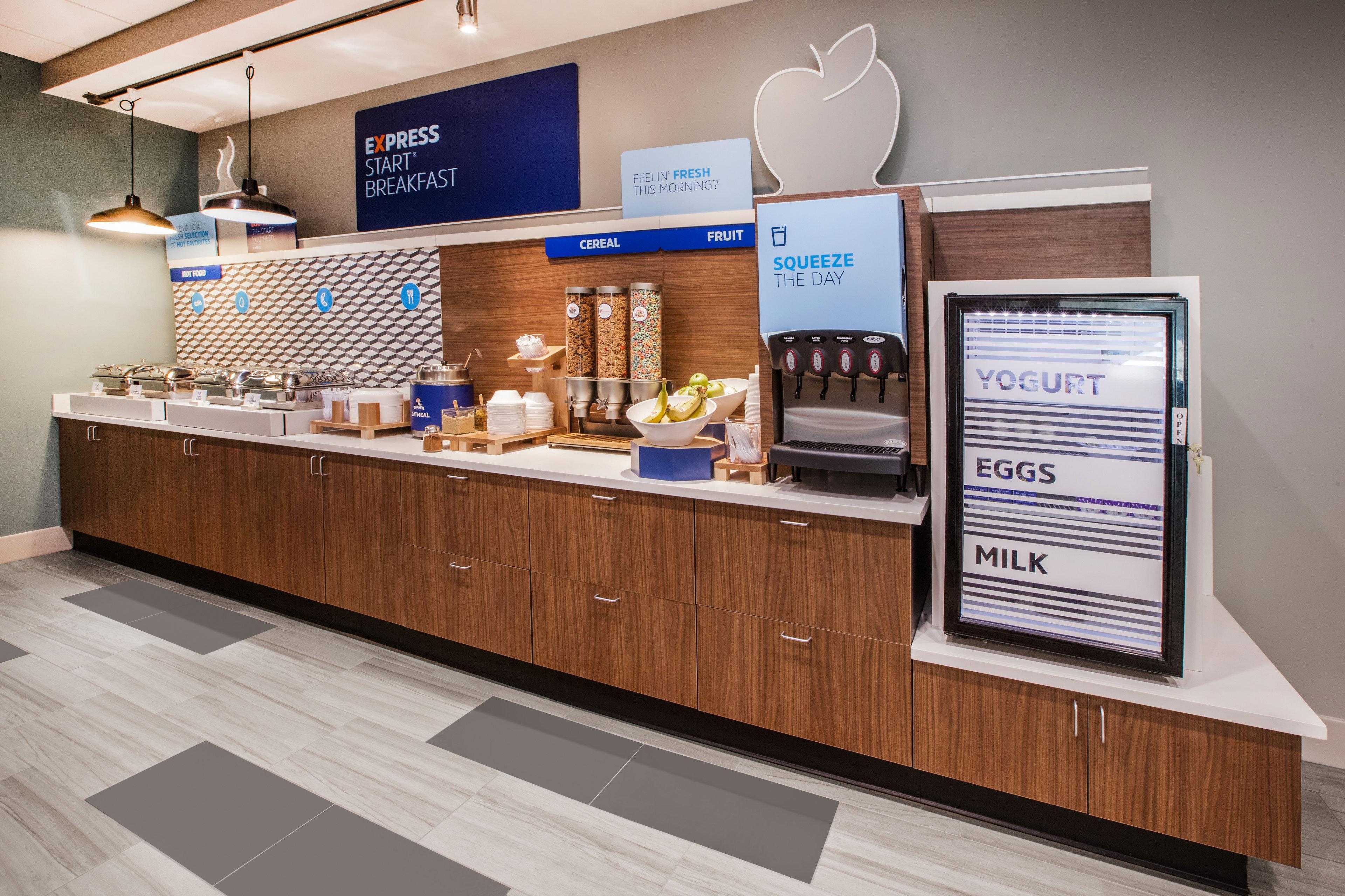Holiday Inn Express Hotel & Suites Bedford By Ihg Ngoại thất bức ảnh